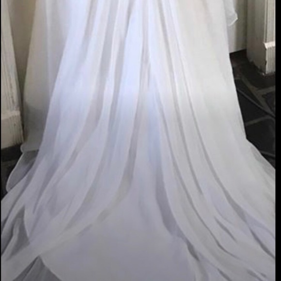 NWT DAVID’S BRIDAL WEDDING GOWN💍 (SEE SIZE CHART) - Picture 5 of 6